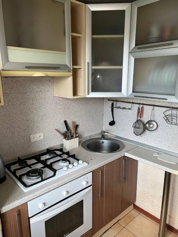 Двокімнатна Квартира На Архипенко Kiev Esterno foto